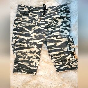 Smoke‎ rise distressed cargo shorts